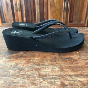 Reef Black Platform Glitter Flip-flops, 7
